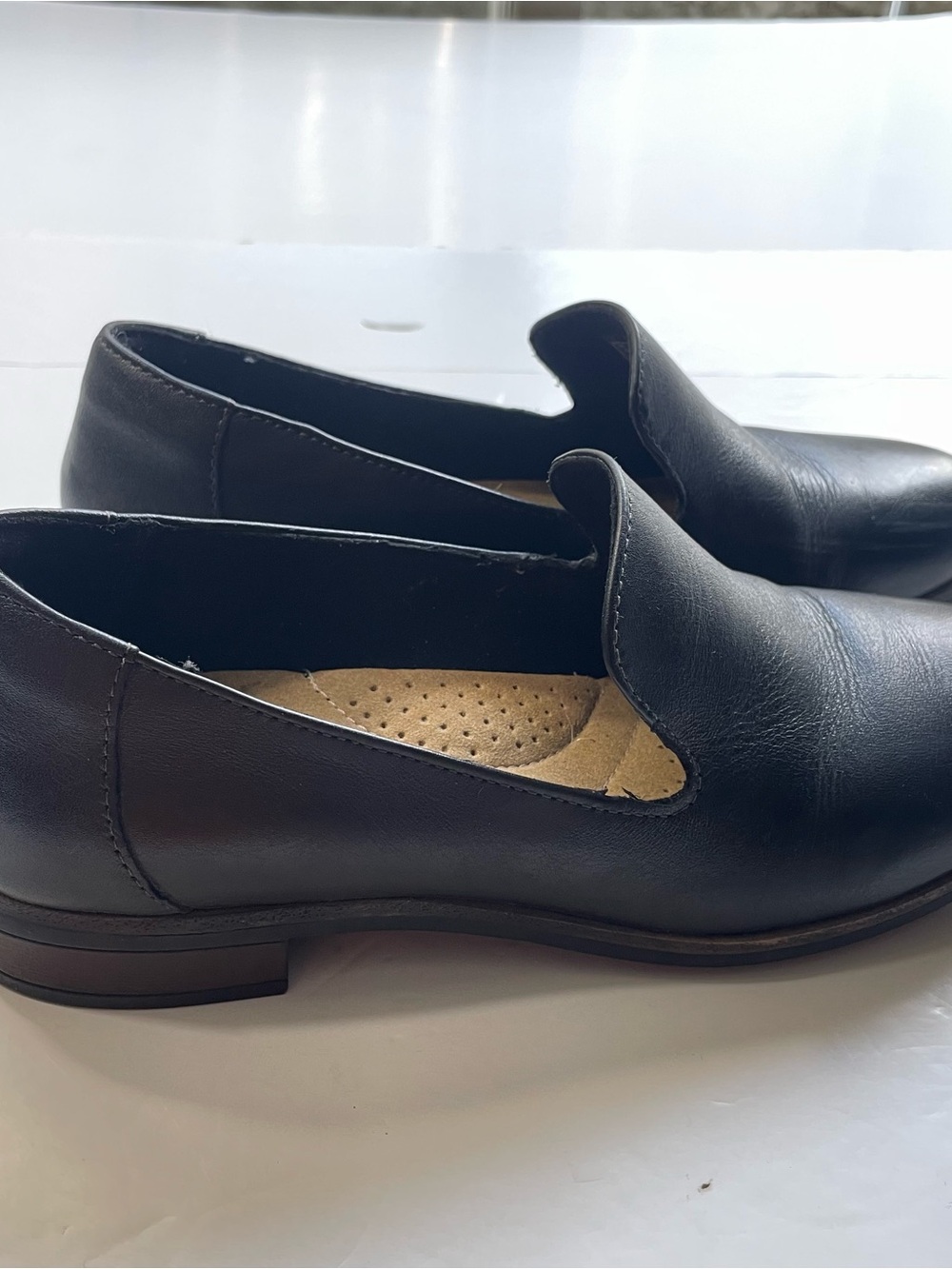 Clarks Collection Black Leather Loafers Slip On Shoes Womens Size 6.5 M Comfort - Picture 4 of 11